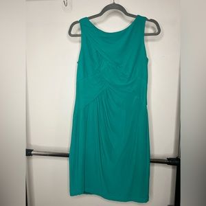 Green adrianna papell green dress size 8P. Perfect for the holidays